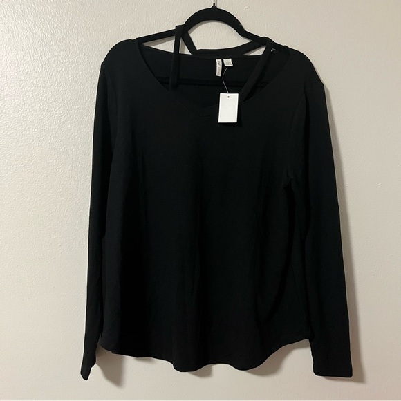 NWT Cato BlackCut Out Long Sleeve Sweater Blouse Size 14/16 Relaxed Fit Casual - Picture 2 of 6